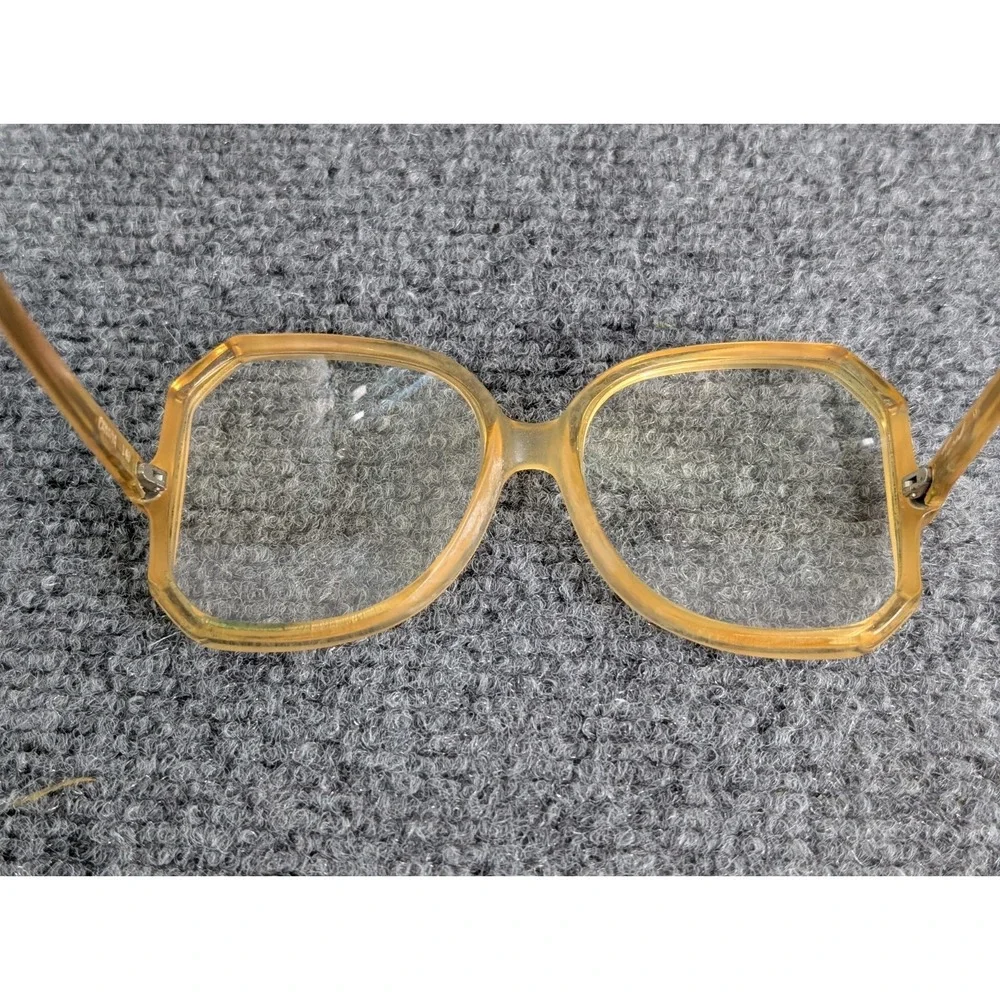 Vintage Tura Eyeglass Frames Canada 140‎ Geometric Pearl White Accent